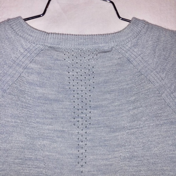 SOLD - pullover sweater - Picture 6 of 6